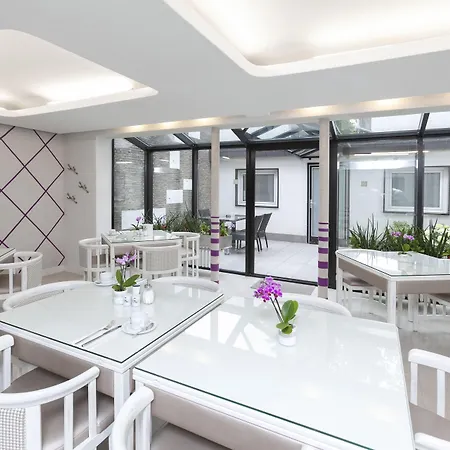 Prinz Anton Hotel