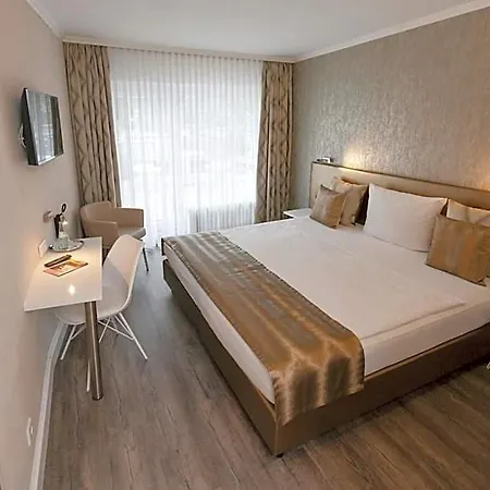 Hotel Prinz Anton 3*