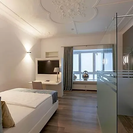 Hotel Prinz Anton 3*