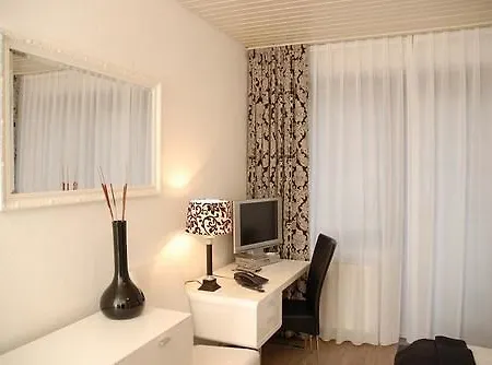 Hotell Prinz Anton 3*